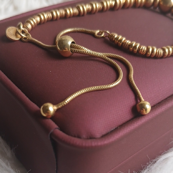 Elegant 925 Gold Bracelet with Graduated Beads - Picture 5 of 6